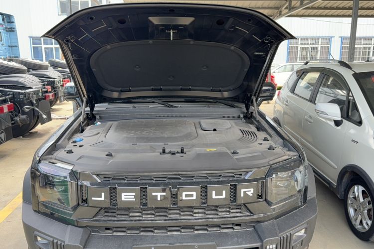 Used JETOUR Traveler C-DM 2025 C-DM 129KM Star & Moon Goddess Engine Bay