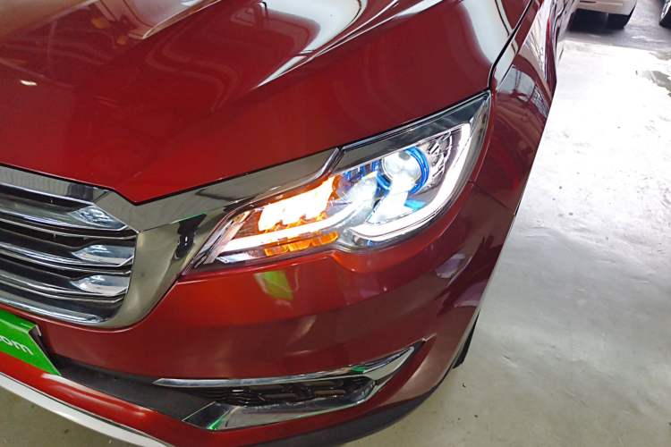 Used JETOUR X70 2018 1.5T Automatic YueXing Edition Left Front Headlight