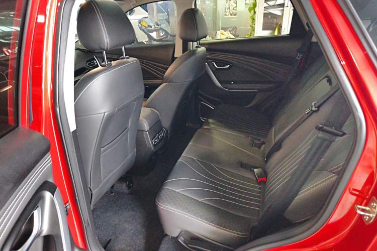 Used JETOUR X70 2018 1.5T Automatic YueXing Edition Left Rear Seat