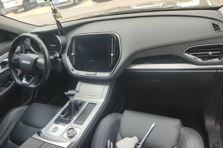 Used JETOUR X70 2020 1.5T DCT Yuexing Edition 6 Seats Center Console