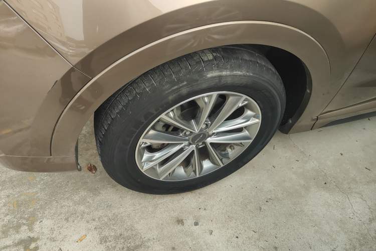 Used JETOUR X70 2020 1.5T DCT Yuexing Edition 6 Seats Left Front Wheel Hub