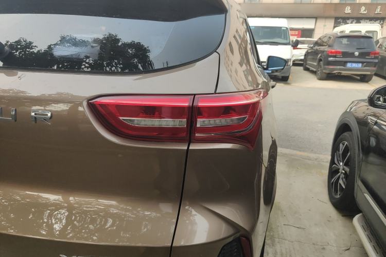 Used JETOUR X70 2020 1.5T DCT Yuexing Edition 6 Seats Right Rear Taillight