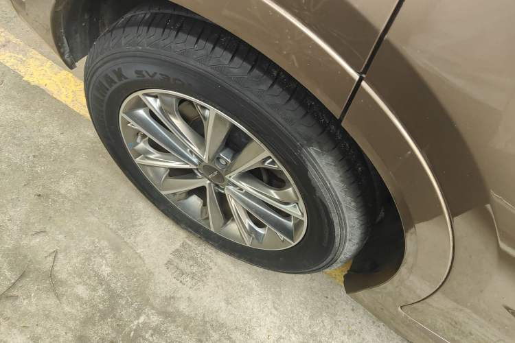 Used JETOUR X70 2020 1.5T DCT Yuexing Edition 6 Seats Right Rear Wheel Hub