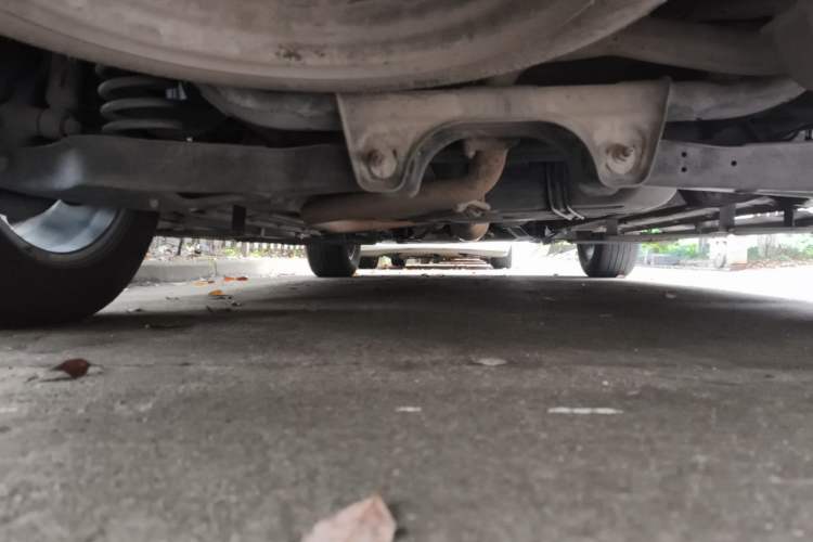 Used JETOUR X70 2018 1.5T Manual Comfort Edition Chassis Rear