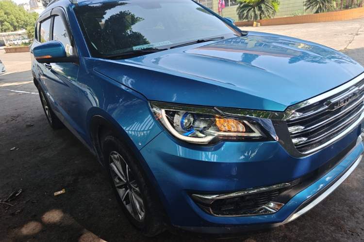 Used JETOUR X70 2018 1.5T Manual Enjoyment Edition Front Right 45 Deg