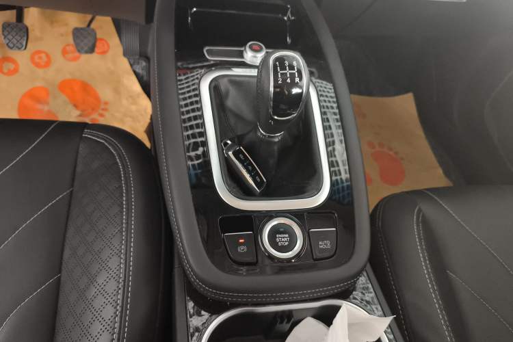 Used JETOUR X70 2018 1.5T Manual Enjoyment Edition Gear Lever