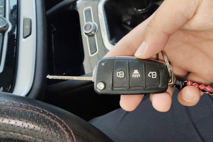 Used JETOUR X70 2018 1.5T Manual Comfort Edition Interior 1
