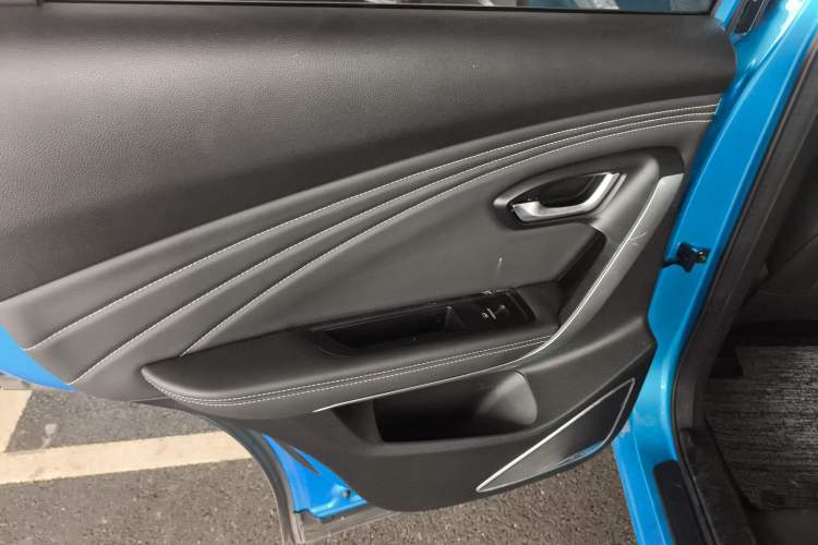 Used JETOUR X70 2018 1.5T Manual Enjoyment Edition Left Rear Door Interior