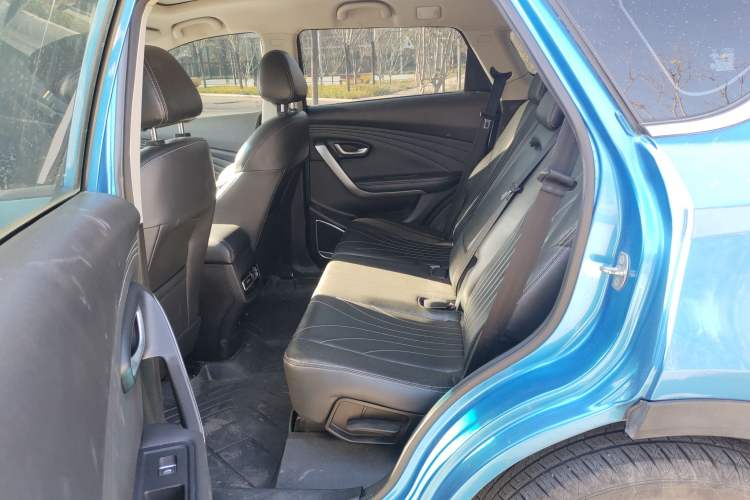 Used JETOUR X70 2018 1.5T Manual Enjoyment Edition Left Rear Seat