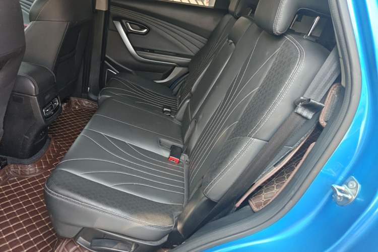Used JETOUR X70 2018 1.5T Manual Enjoyment Edition Left Rear Seat
