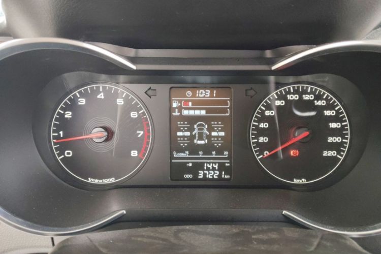 Used JETOUR X70 2018 1.5T Manual Comfort Edition Odometer Close Up