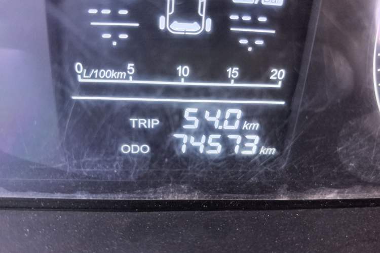 Used JETOUR X70 2018 1.5T Manual Jingxing Edition Odometer Close Up