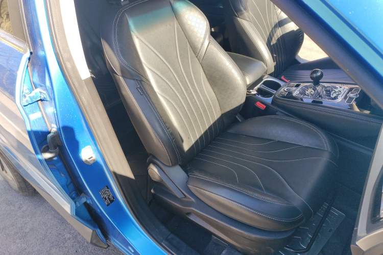 Used JETOUR X70 2018 1.5T Manual Enjoyment Edition Right Front Seat