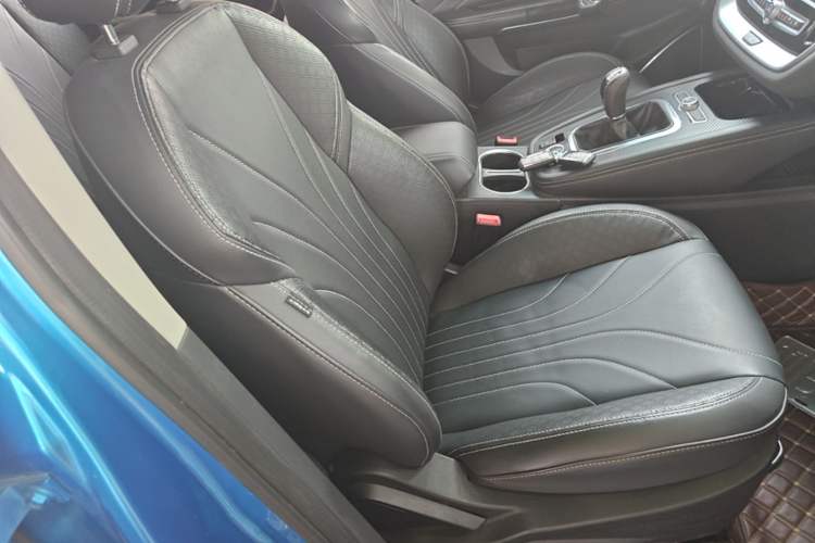 Used JETOUR X70 2018 1.5T Manual Enjoyment Edition Right Front Seat