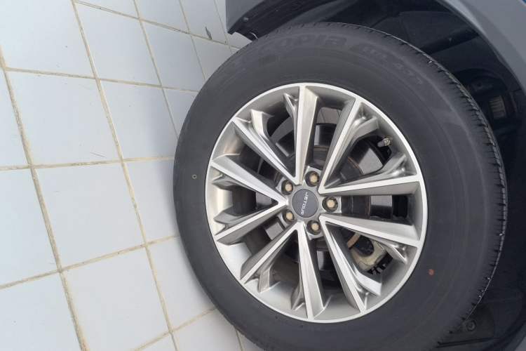 Used JETOUR X70 2018 1.5T Automatic YueXing Edition Right Rear Wheel Hub
