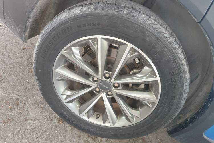 Used JETOUR X70 2018 1.5T Manual Enjoyment Edition Right Rear Wheel Hub