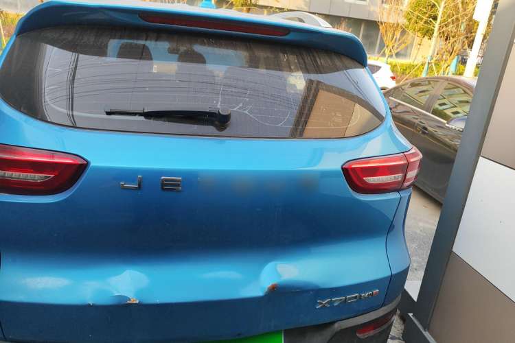 Used JETOUR X70 2018 1.5T Manual Enjoyment Edition Trunk