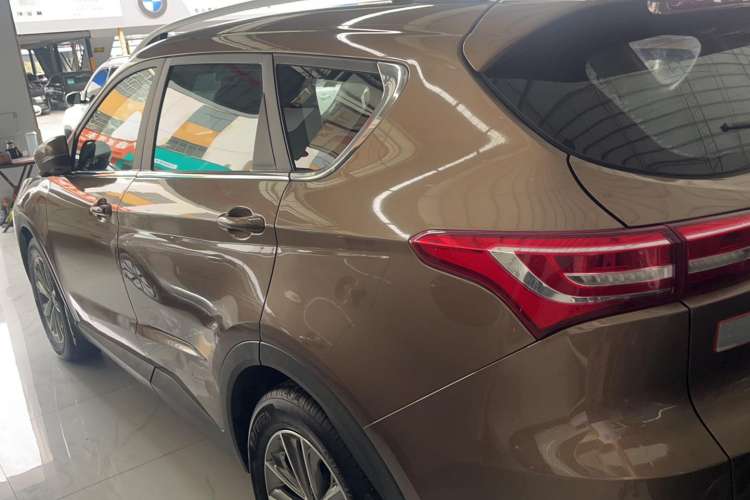 Used JETOUR X70 2018 1.5T Automatic YueXing Edition Exterior 5