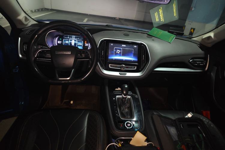 Used JETOUR X70 2018 1.5T Automatic YueXing Edition Center Console