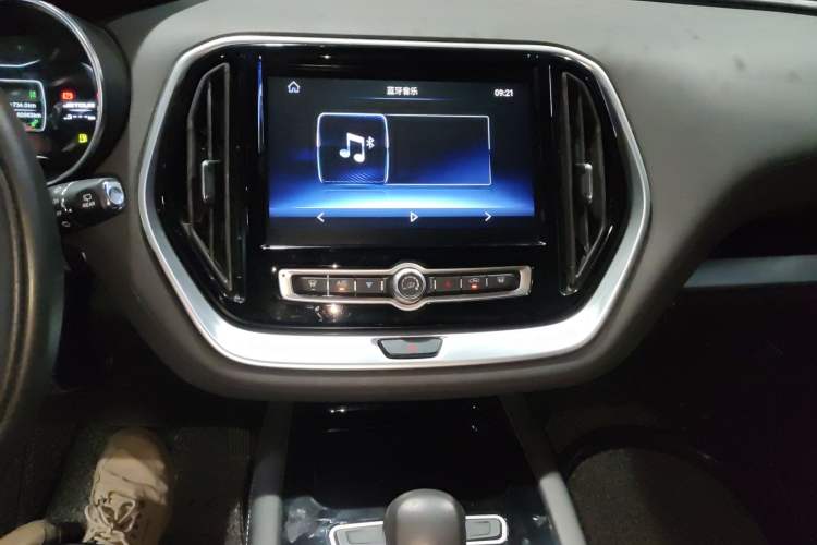 Used JETOUR X70 2018 1.5T Automatic YueXing Edition Audio And AC Panel