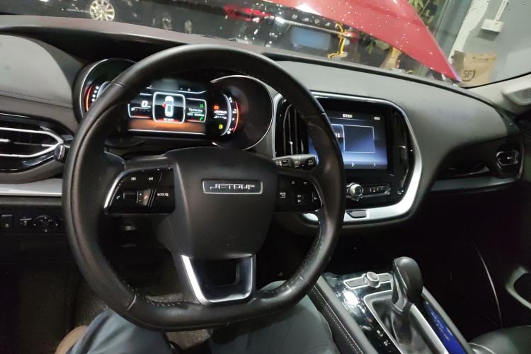 Used JETOUR X70 2018 1.5T Automatic YueXing Edition Center Console