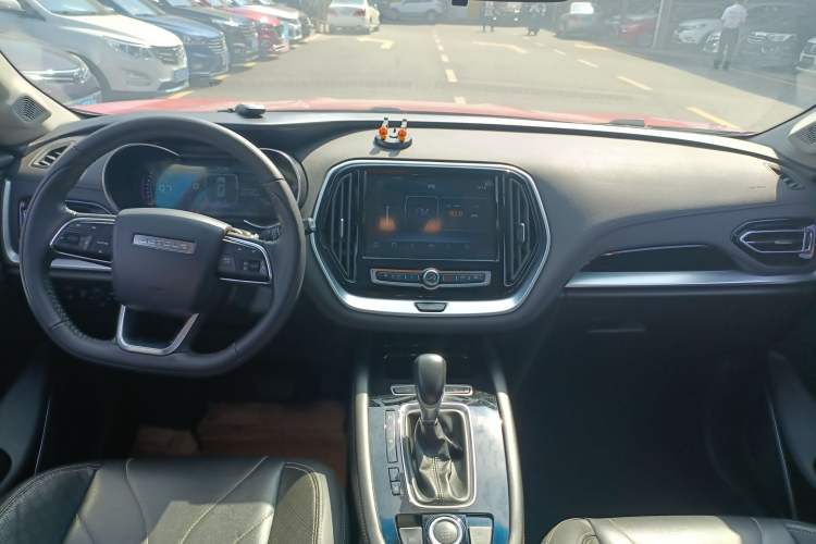 Used JETOUR X70 2018 1.5T Automatic Smart Drive Edition Center Console