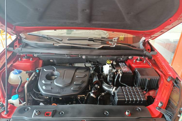 Used JETOUR X70 2018 1.5T Automatic Smart Drive Edition Engine Bay