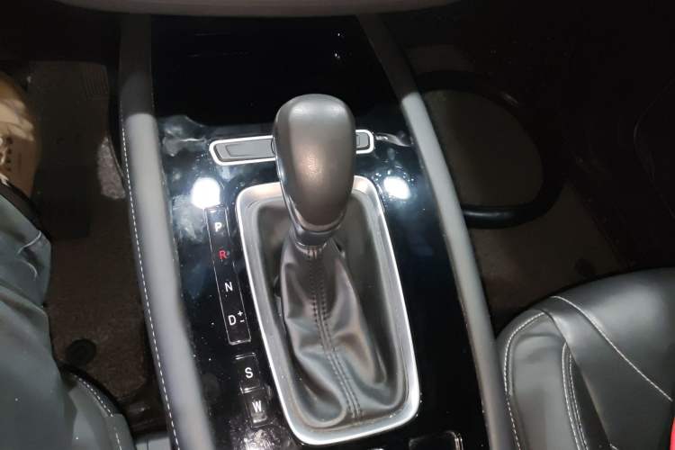 Used JETOUR X70 2018 1.5T Automatic YueXing Edition Gear Lever