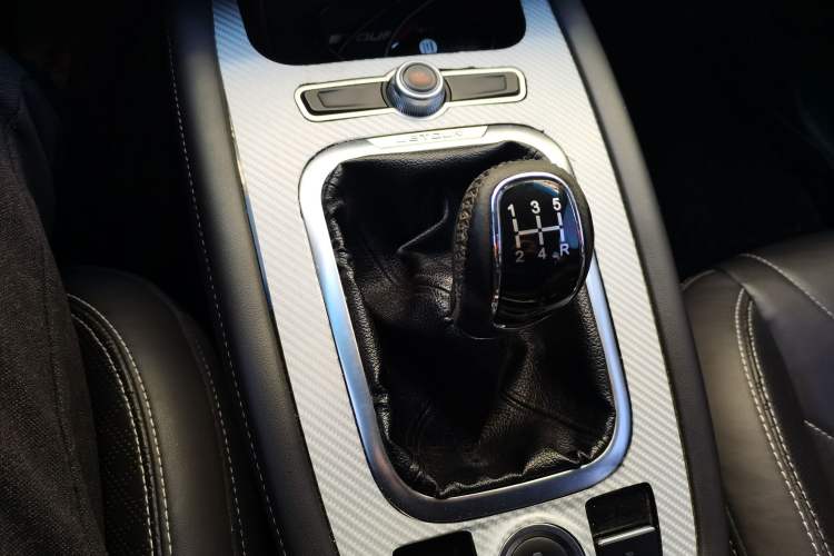 Used JETOUR X70 2018 1.5T Manual Enjoyment Edition Gear Lever