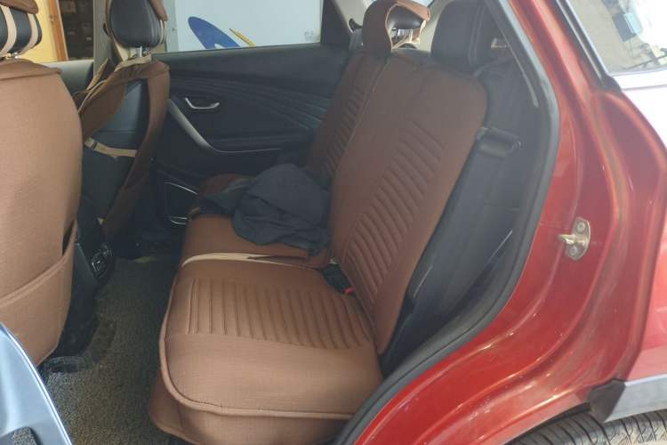 Used JETOUR X70 2018 1.5T Automatic YueXing Edition Left Rear Seat