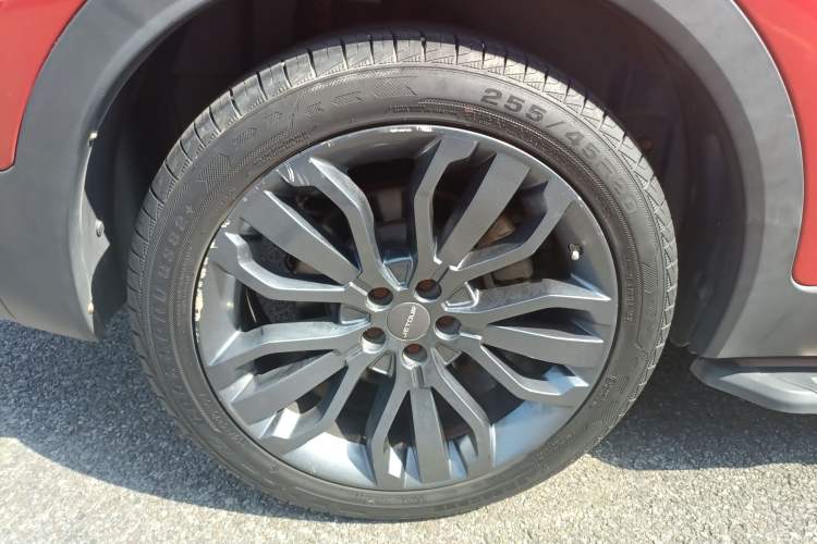 Used JETOUR X70 2018 1.5T Automatic Smart Drive Edition Right Rear Wheel Hub