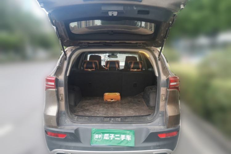 Used JETOUR X70 2018 1.5T Manual Enjoyment Edition Trunk