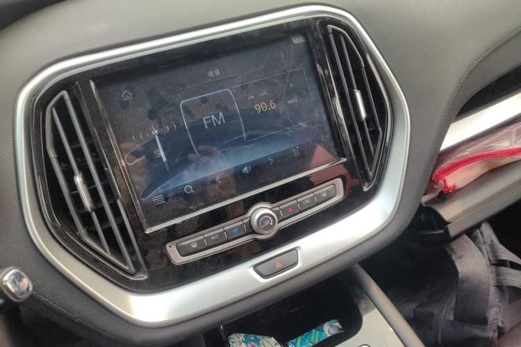 Used JETOUR X70 2018 1.5T Automatic YueXing Edition Audio And AC Panel