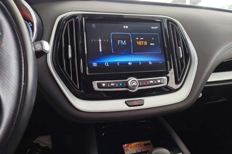 Used JETOUR X70 2018 1.5T Automatic YueXing Edition Audio And AC Panel