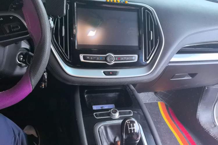 Used JETOUR X70 2018 1.5T Manual Jingxing Edition Audio And AC Panel