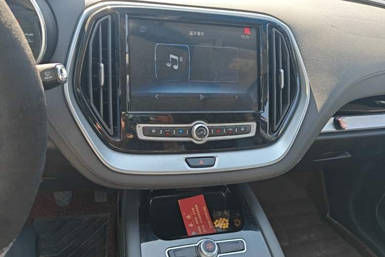 Used JETOUR X70 2018 1.5T Manual Enjoyment Edition Audio And AC Panel