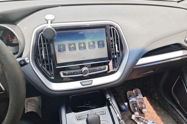 Used JETOUR X70 2018 1.5T Automatic YueXing Edition Audio And AC Panel