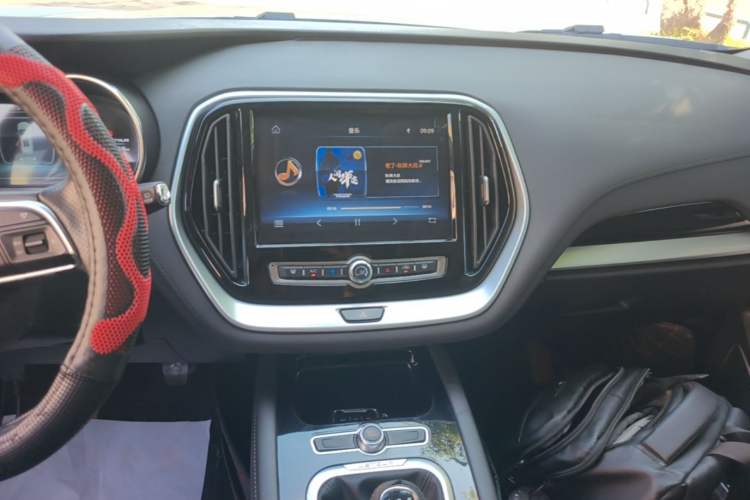 Used JETOUR X70 2018 1.5T Manual Enjoyment Edition Audio And AC Panel
