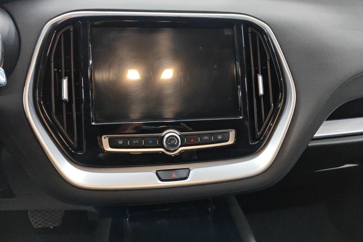 Used JETOUR X70 2018 1.5T Automatic Smart Drive Edition Audio And AC Panel