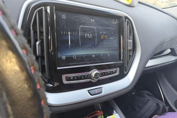 Used JETOUR X70 2018 1.5T Manual Enjoyment Edition Audio And AC Panel