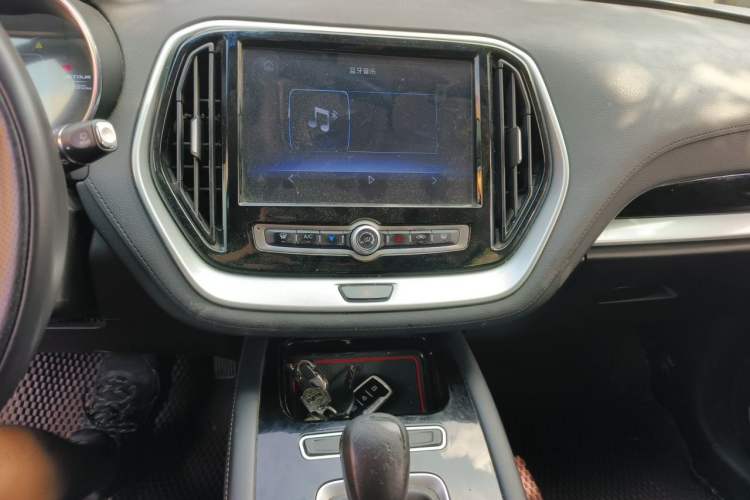 Used JETOUR X70 2018 1.5T Automatic YueXing Edition Audio And AC Panel