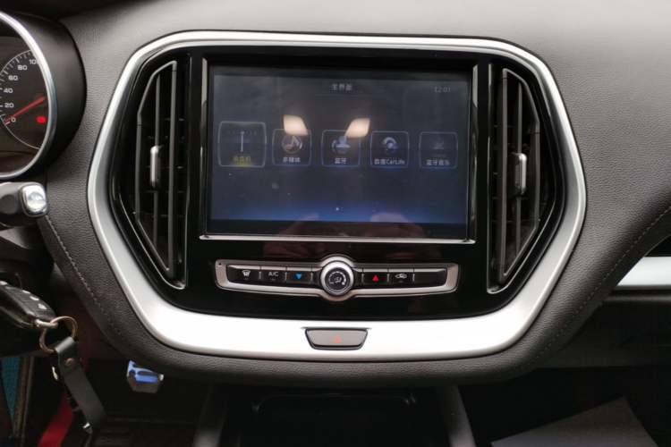 Used JETOUR X70 2018 1.5T Manual Comfort Edition Audio And AC Panel