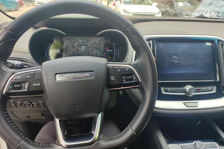Used JETOUR X70 2018 1.5T Manual Enjoyment Edition Center Console