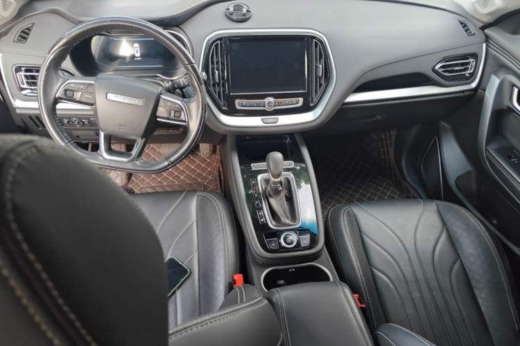 Used JETOUR X70 2018 1.5T Automatic Comfort Edition Center Console
