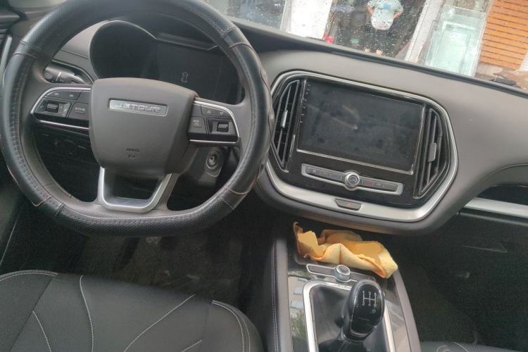 Used JETOUR X70 2018 1.5T Manual Jingxing Edition Center Console