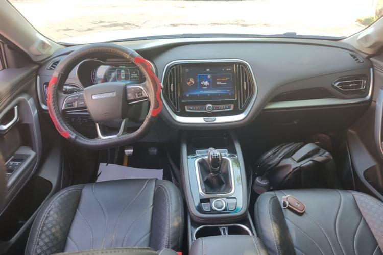 Used JETOUR X70 2018 1.5T Manual Enjoyment Edition Center Console