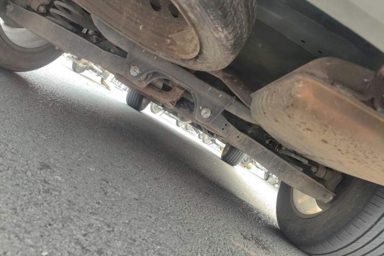Used JETOUR X70 2018 1.5T Automatic YueXing Edition Chassis Rear
