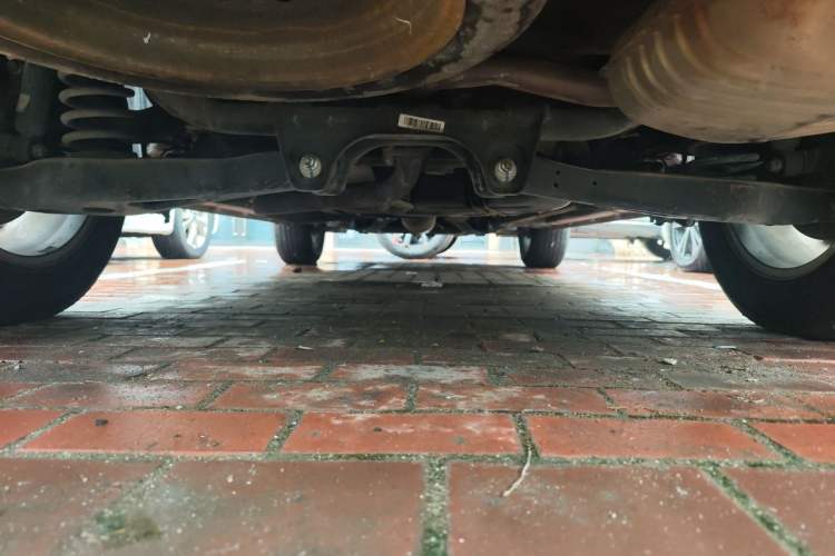 Used JETOUR X70 2018 1.5T Automatic YueXing Edition Chassis Rear