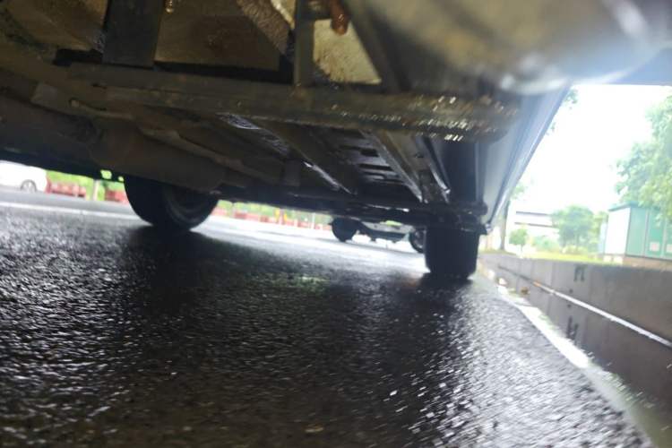 Used JETOUR X70 2018 1.5T Manual Enjoyment Edition Chassis Rear Right