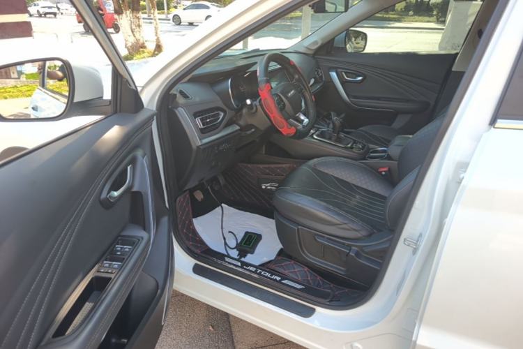 Used JETOUR X70 2018 1.5T Manual Enjoyment Edition Driver Seat